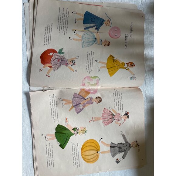 Simplicity Childrens Pattern Book Spring-Summer 1955 - Picture 12 of 13